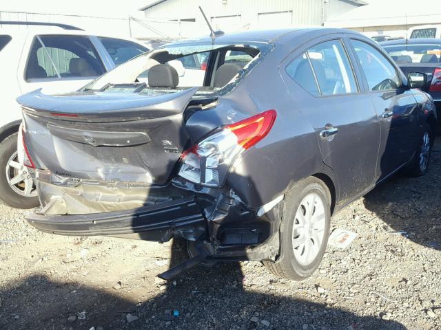 3N1CN7AP3HL842660 - 2017 NISSAN VERSA S GRAY photo 4