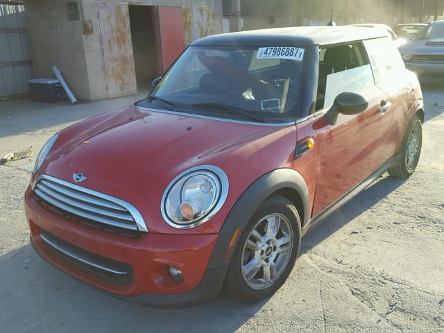 WMWSU3C52CT541945 - 2012 MINI COOPER RED photo 2