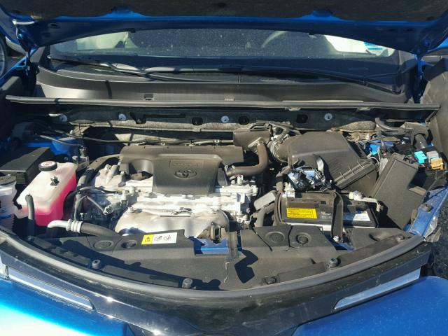 JTMRFREV4HJ108206 - 2017 TOYOTA RAV4 XLE BLUE photo 7