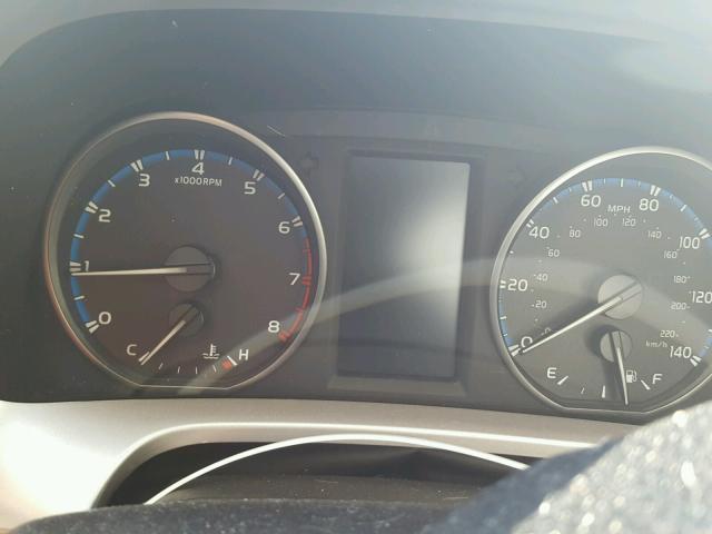 JTMRFREV4HJ108206 - 2017 TOYOTA RAV4 XLE BLUE photo 8