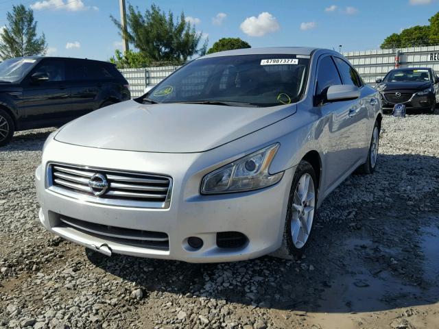 1N4AA5APXDC830568 - 2013 NISSAN MAXIMA S SILVER photo 2