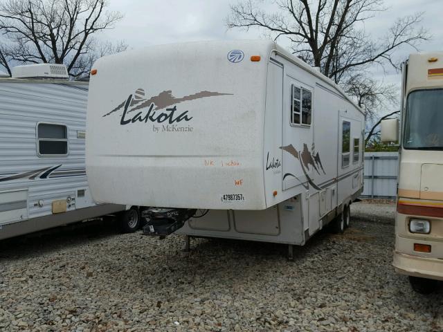 4K0331L2X2E130863 - 2003 OTHR 5TH WHEEL BEIGE photo 2