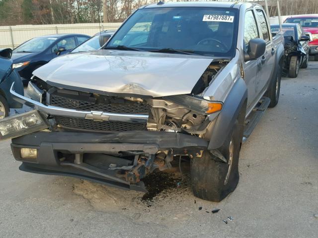 1GCDT136658135331 - 2005 CHEVROLET COLORADO SILVER photo 2