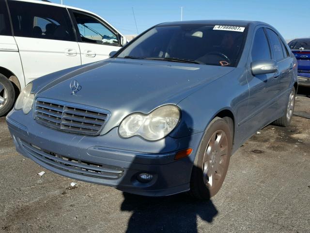 WDBRF54H76A842435 - 2006 MERCEDES-BENZ C GENERATI GREEN photo 2