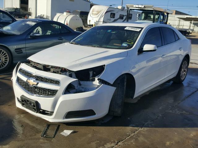 1G11C5SA6DF139947 - 2013 CHEVROLET MALIBU 1LT WHITE photo 2