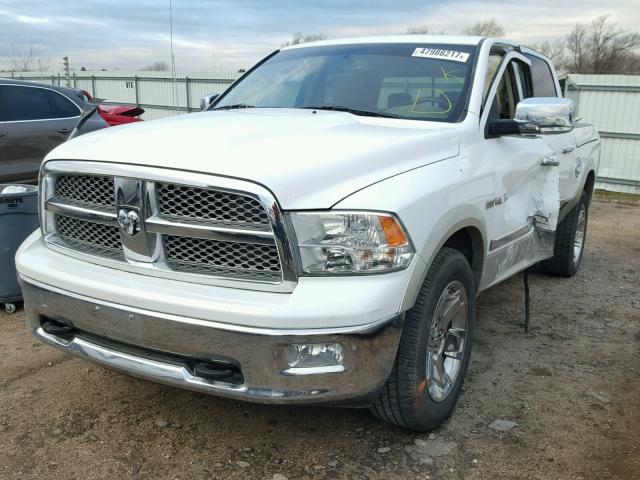 1D7RV1CT3AS183992 - 2010 DODGE RAM 1500 WHITE photo 2