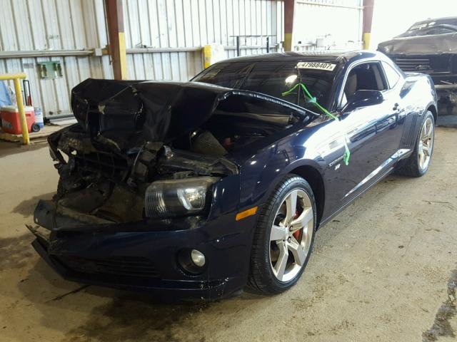 2G1FK1EJXB9165700 - 2011 CHEVROLET CAMARO 2SS BLUE photo 2