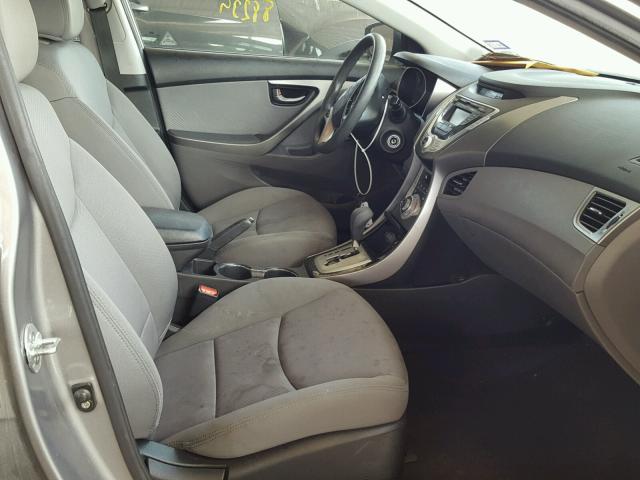 KMHDH4AEXBU104532 - 2011 HYUNDAI ELANTRA GL GRAY photo 5