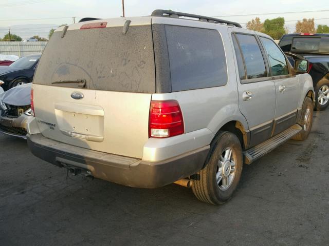 1FMPU15575LA03430 - 2005 FORD EXPEDITION SILVER photo 4