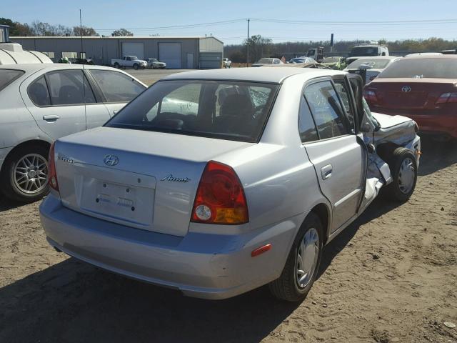 KMHCG45C25U654304 - 2005 HYUNDAI ACCENT GL SILVER photo 4