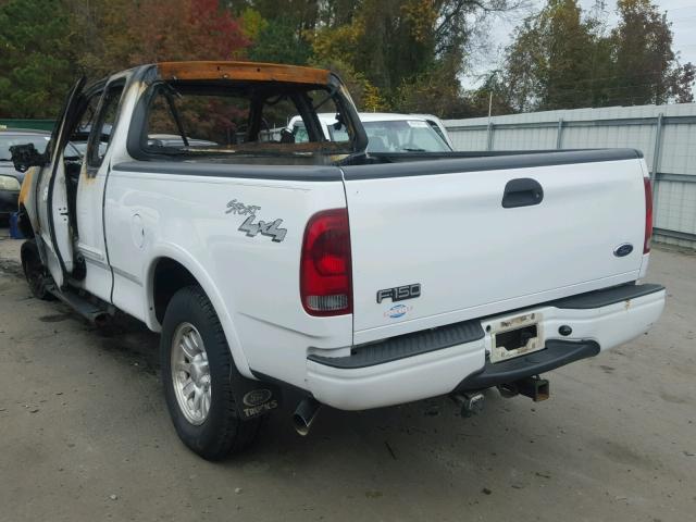 1FTRX18L82NB02532 - 2002 FORD F150 Blanc photo 3