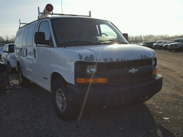 1GCHG35V551102206 - 2005 CHEVROLET EXPRESS G3 WHITE photo 1