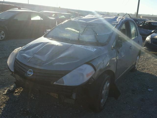 3N1BC1AP5BL448762 - 2011 NISSAN VERSA S GRAY photo 2