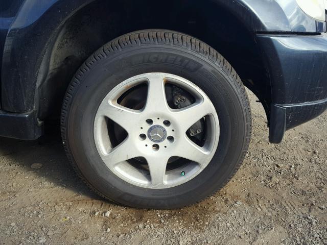 4JGAB75EX2A302934 - 2002 MERCEDES-BENZ ML 500 BLUE photo 9