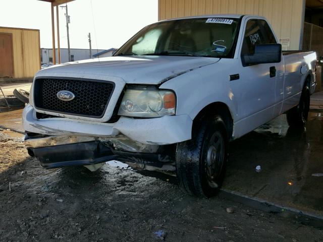 1FTPF12525NA21793 - 2005 FORD F150 CREAM photo 2