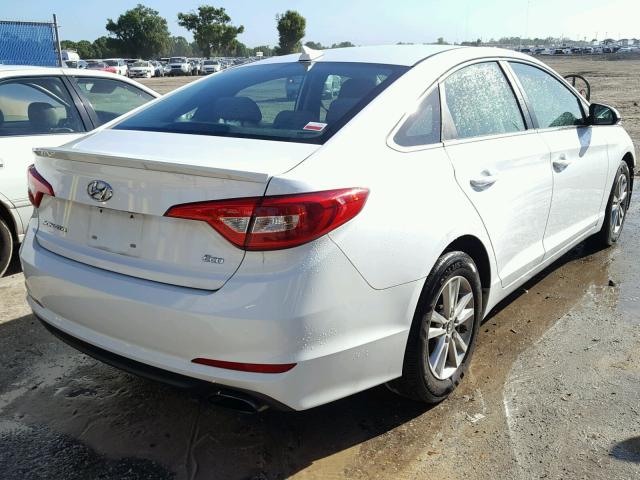 5NPE24AA5FH126672 - 2015 HYUNDAI SONATA ECO WHITE photo 4