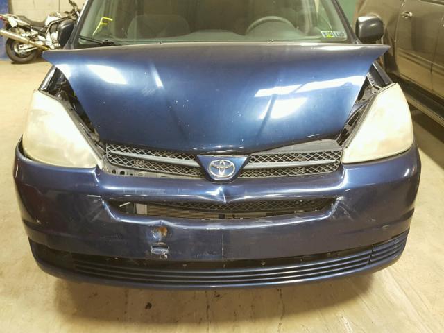 5TDZA23C05S306870 - 2005 TOYOTA SIENNA CE BLUE photo 7