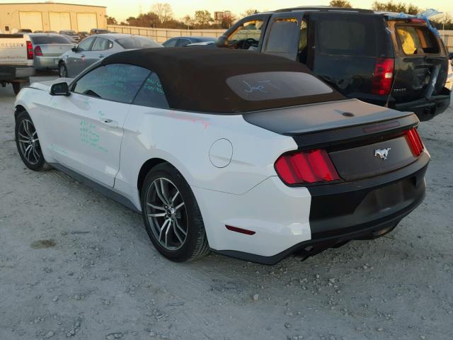 1FATP8UH0F5363861 - 2015 FORD MUSTANG WHITE photo 3