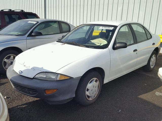 1G1JC5242T7200438 - 1996 CHEVROLET CAVALIER WHITE photo 2