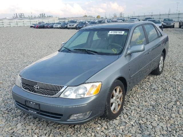 4T1BF28B2YU026902 - 2000 TOYOTA AVALON XL GRAY photo 2