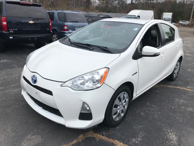 JTDKDTB36D1542290 - 2013 TOYOTA PRIUS C WHITE photo 2