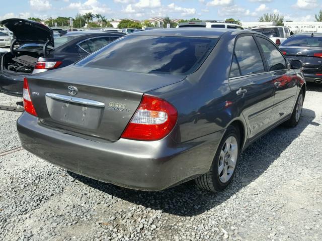4T1BE32K33U707936 - 2003 TOYOTA CAMRY LE GRAY photo 4