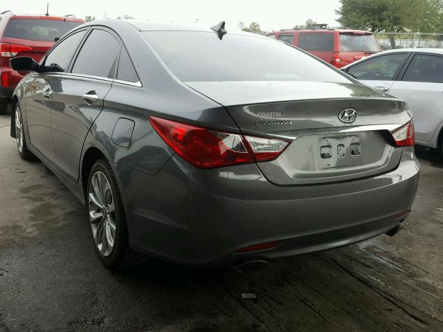 5NPEC4AC8BH026283 - 2011 HYUNDAI SONATA SE GRAY photo 3