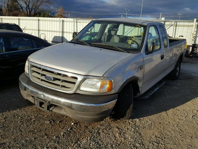 2FTRX18W53CB11979 - 2003 FORD F150 SILVER photo 2