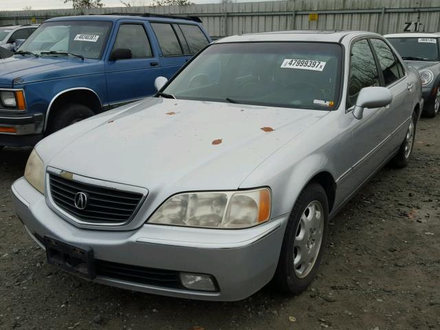 JH4KA9659YC000830 - 2000 ACURA 3.5RL SILVER photo 2