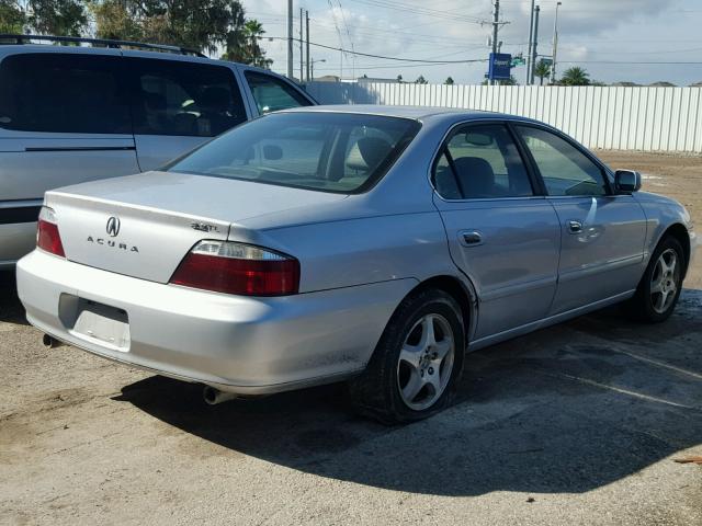 19UUA56643A093547 - 2003 ACURA 3.2TL SILVER photo 4