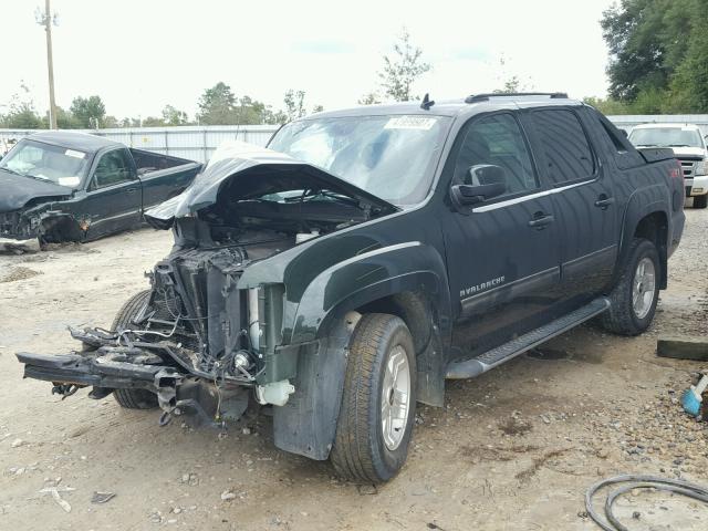 3GNMCFE08DG254598 - 2013 CHEVROLET AVALANCHE GREEN photo 2