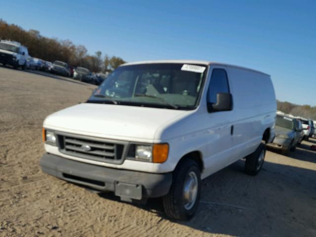 1FTNE24L23HC00262 - 2003 FORD ECONOLINE WHITE photo 2