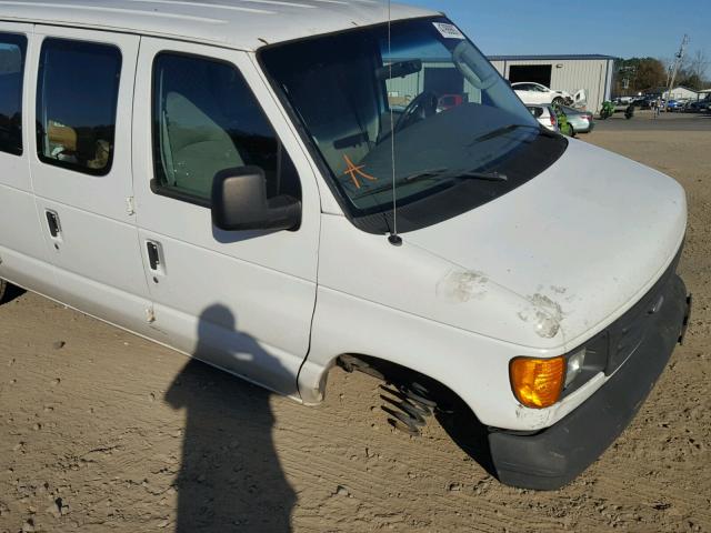 1FTNE24L23HC00262 - 2003 FORD ECONOLINE WHITE photo 9