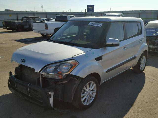 KNDJT2A60C7435798 - 2012 KIA SOUL + SILVER photo 2