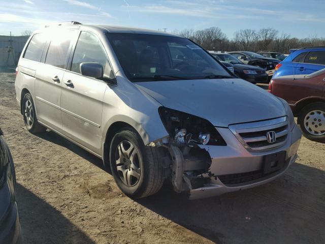 5FNRL38856B105959 - 2006 HONDA ODYSSEY TO SILVER photo 1