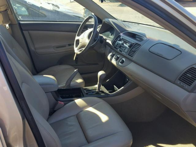 4T1BE32K73U768643 - 2003 TOYOTA CAMRY LE 棕色 照片 5