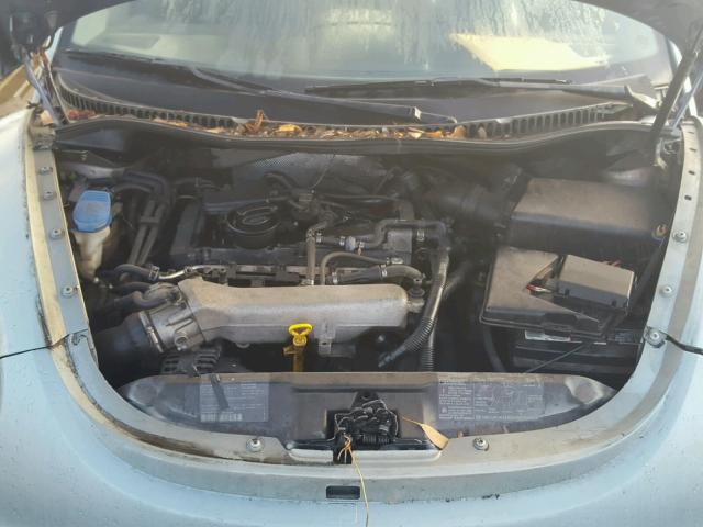 3VWDD21C83M413812 - 2003 VOLKSWAGEN NEW BEETLE 绿色 照片 7