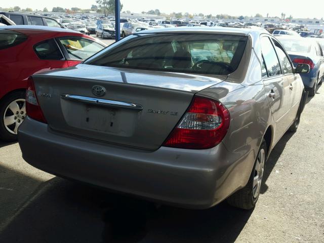 4T1BE30KX4U344684 - 2004 TOYOTA CAMRY LE 金色 照片 4