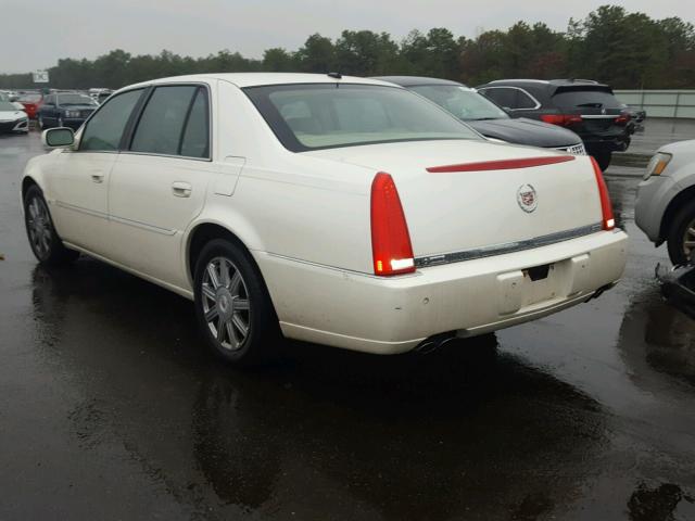 1G6KD57Y07U222761 - 2007 CADILLAC DTS WHITE photo 3