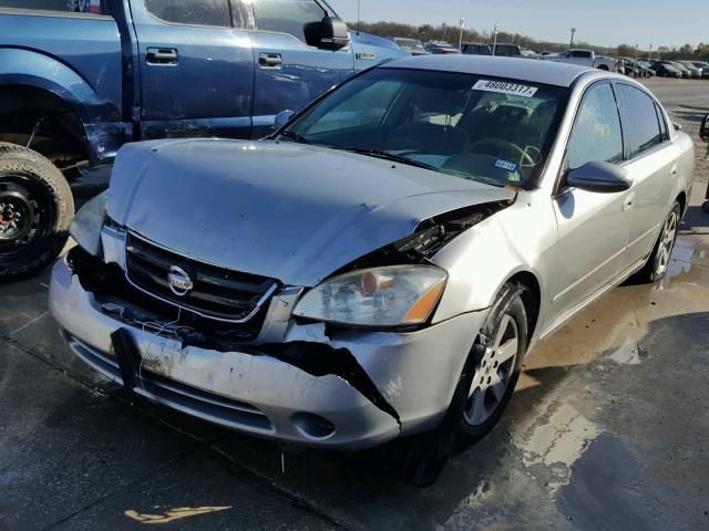 1N4AL11D23C301428 - 2003 NISSAN ALTIMA BAS SILVER photo 2