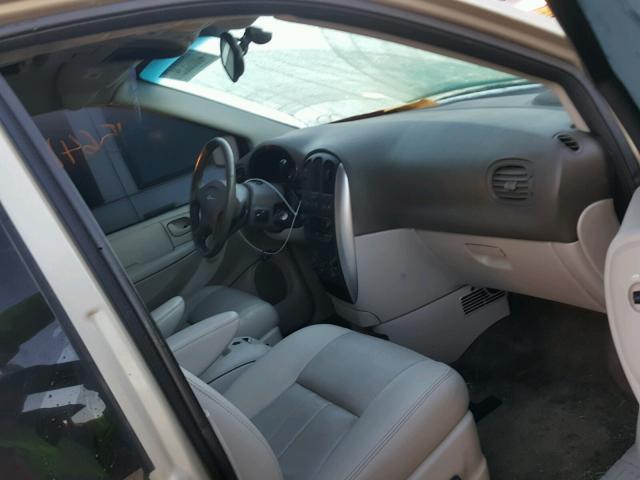 2A8GP54L96R730587 - 2006 CHRYSLER TOWN & COU 棕色 照片 5