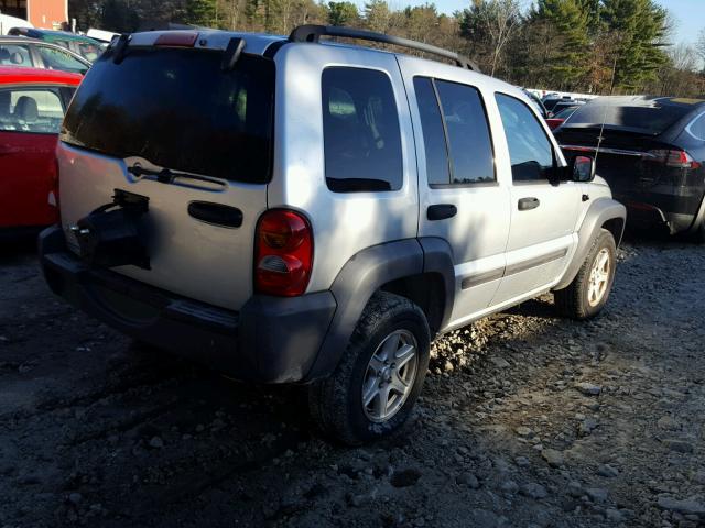 1J4GL48K83W723268 - 2003 JEEP LIBERTY SP SILVER photo 4