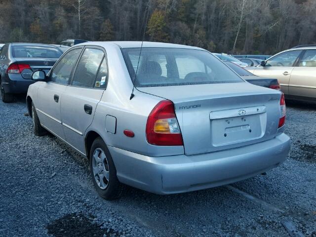 KMHCG45C42U340455 - 2002 HYUNDAI ACCENT GL SILVER photo 3