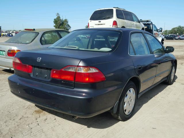 1HGCG5643XA020958 - 1999 HONDA ACCORD LX GREEN photo 4