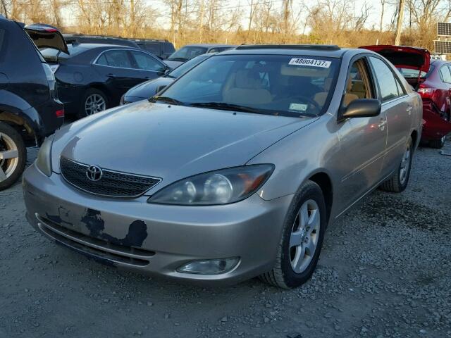 4T1BF32K72U538757 - 2002 TOYOTA CAMRY LE 棕色 照片 2