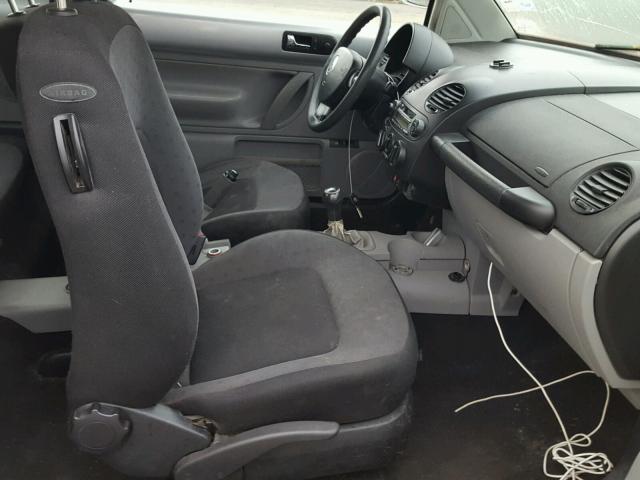 3VWBA21C4XM448661 - 1999 VOLKSWAGEN NEW BEETLE Gümüş foto 5