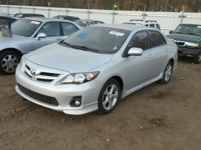 5YFBU4EE3DP141729 - 2013 TOYOTA COROLLA BA SILVER photo 2