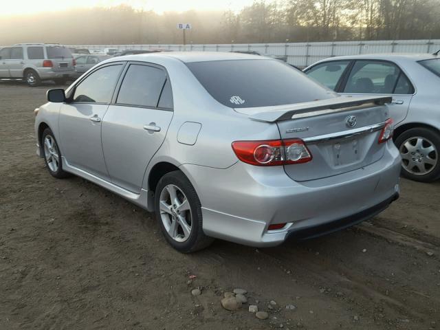 5YFBU4EE3DP141729 - 2013 TOYOTA COROLLA BA SILVER photo 3