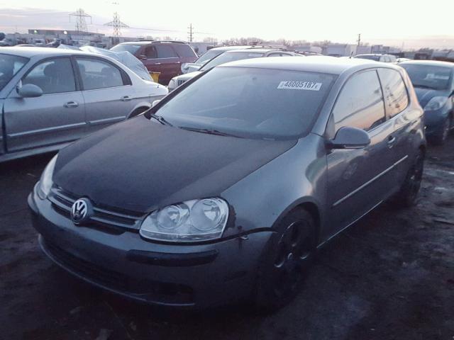 WVWAA71K58W054848 - 2008 VOLKSWAGEN RABBIT GRAY photo 2