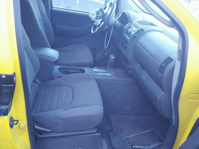 1N6BD06T38C432622 - 2008 NISSAN FRONTIER K YELLOW photo 5